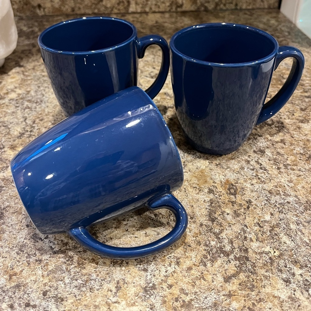 Corelle Stoneware Coffee Mug Set of 3 Blue Cornflower 10 oz. - Picture 6 of 11